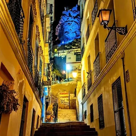 Uniq Flats * Alicante