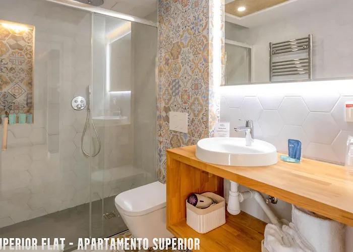 Uniq Flats * Alicante